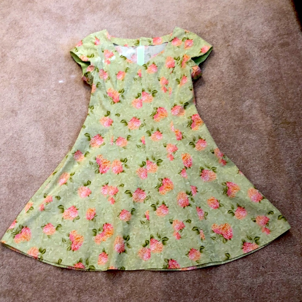 Spring Dress - Picture 9 of 12